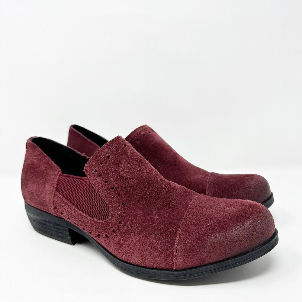 Korks Womens Burgundy Suede Slip-on Loafers Size 7.5M Comfortable Preppy Casual